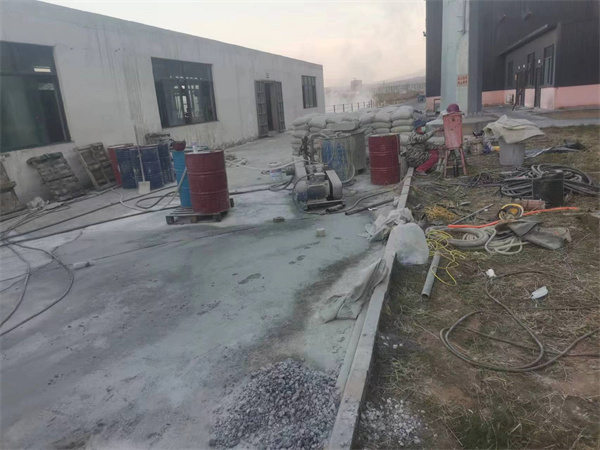 华南热作学院厂房地基下沉注浆加固水泥水玻璃双液浆